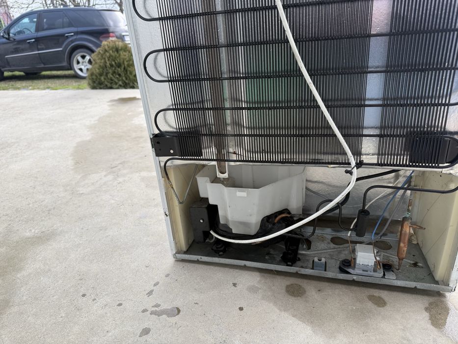 Хладилник с Фризер Миеле