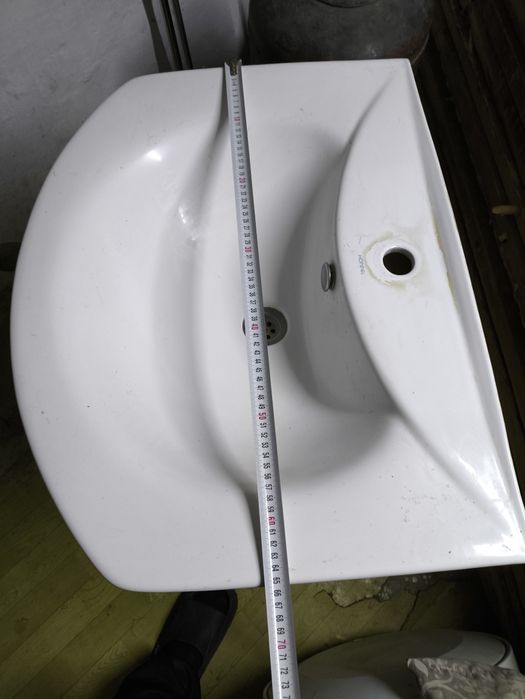 Раковина со стойкой