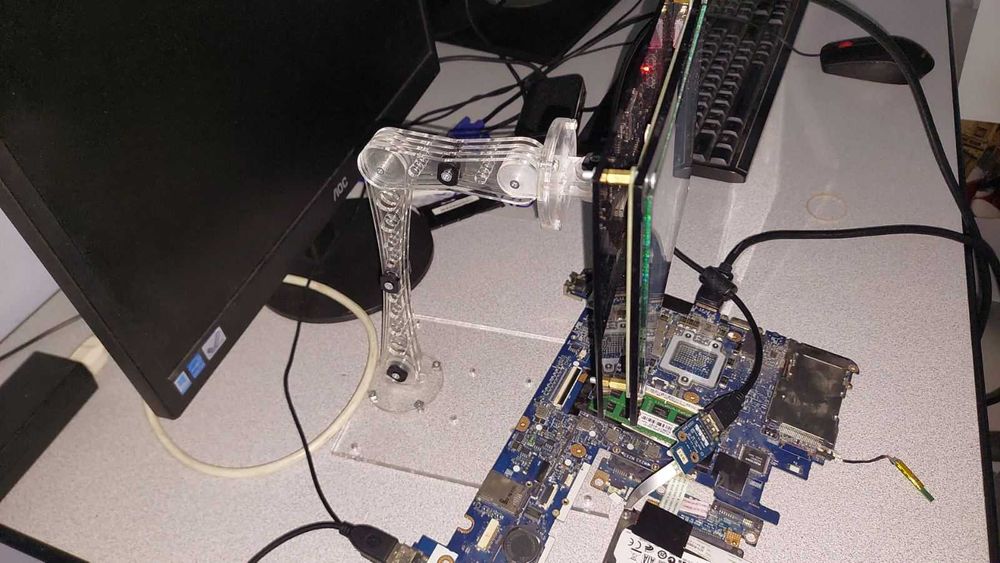 Монитор 7 инчов  1024x600, HDMI,Touch Screen