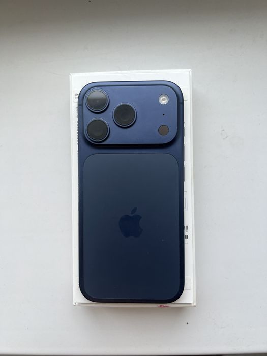 Iphone 17 pro,с гарантией