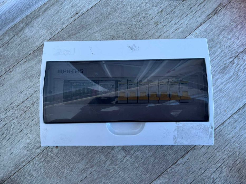 Продам электрический счетчик в сборе с автоматами