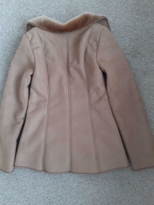 Cojoc cambrat din imitație de piele