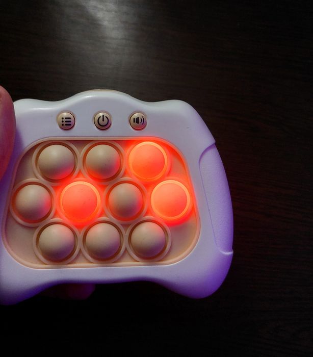 Продам электронный попыт (pop it) игрушка