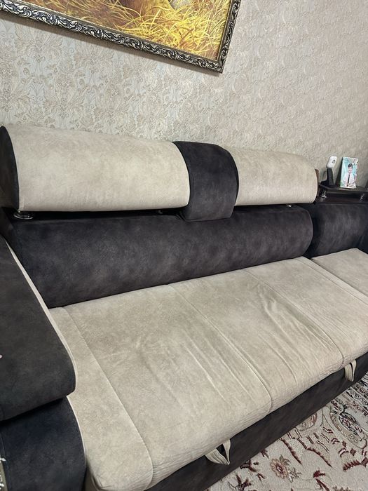 Продам раскладной диван в отличном состояние