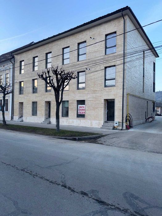 Spatiu comercial, parter, 37 MP, George Cosbuc, nr.40.