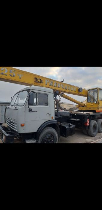 Avto kran galichanin 25t