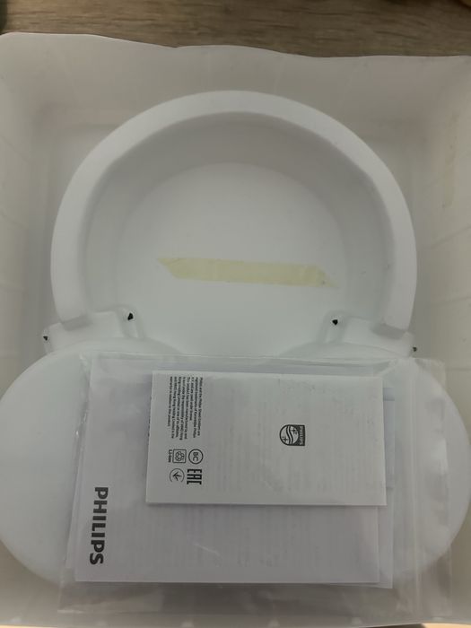 Безжички слушаки Philips