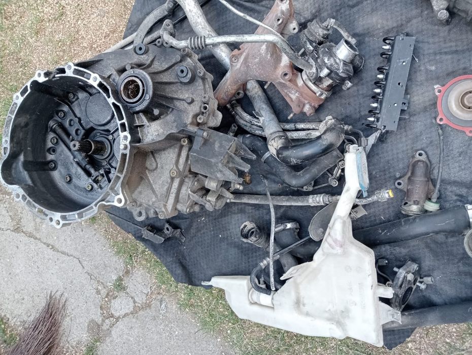 Vind piese auto mini cooper 1.4 diesel  2004