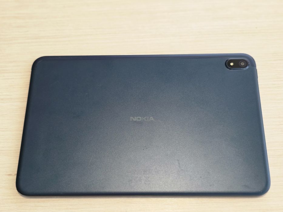 Tablete defecte Microsoft go2 si Nokia t20