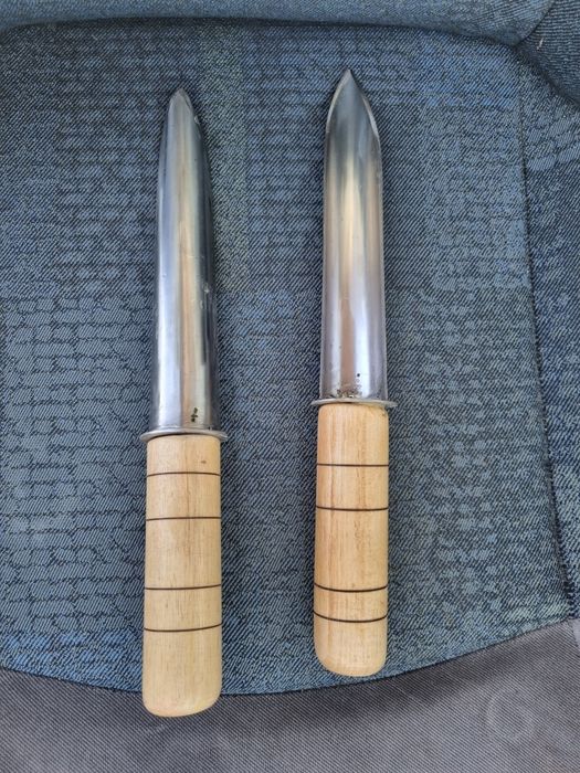 Cutit inox pentru facut dop (cep) lubenita