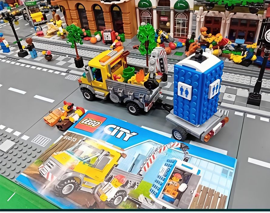 Lego 60074 ,60073, 60179
Buldozer Lego City 60074, +6 ani, Lego. 
În stare foar