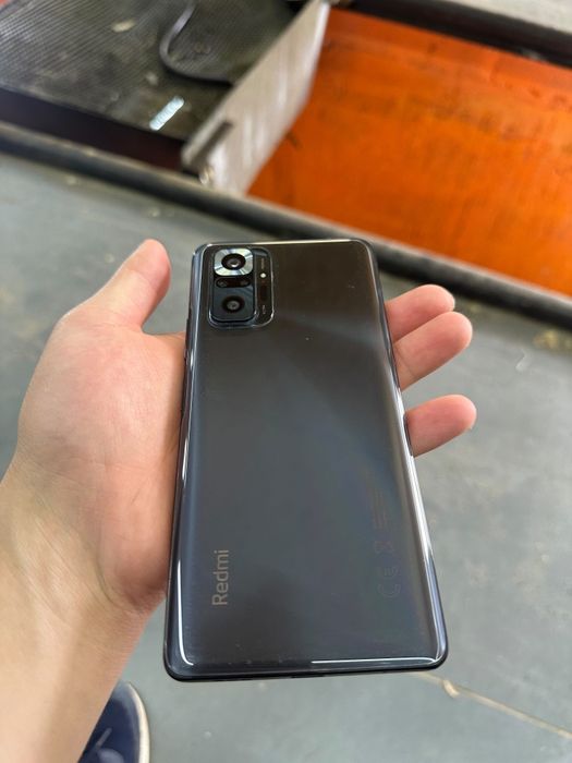 Продам Redmi Note 10 Pro