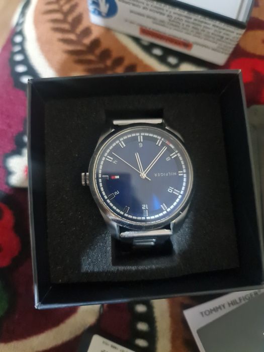 Оригинал часы Tommy Hilfiger