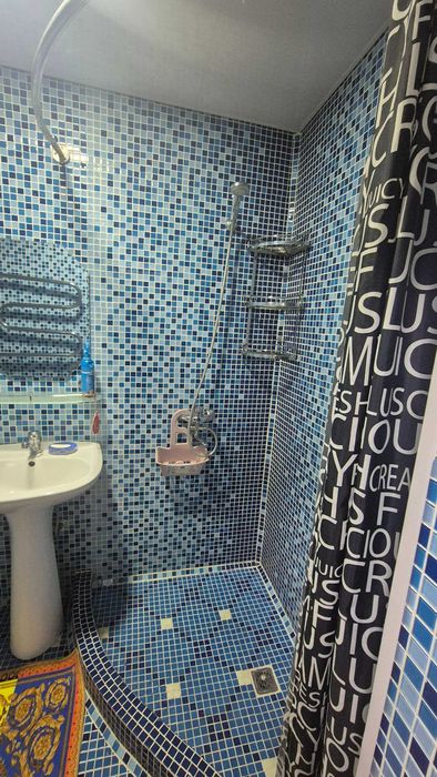 Сдам в аренду 5-ти комнатную.Тахтапуль.Динамо.