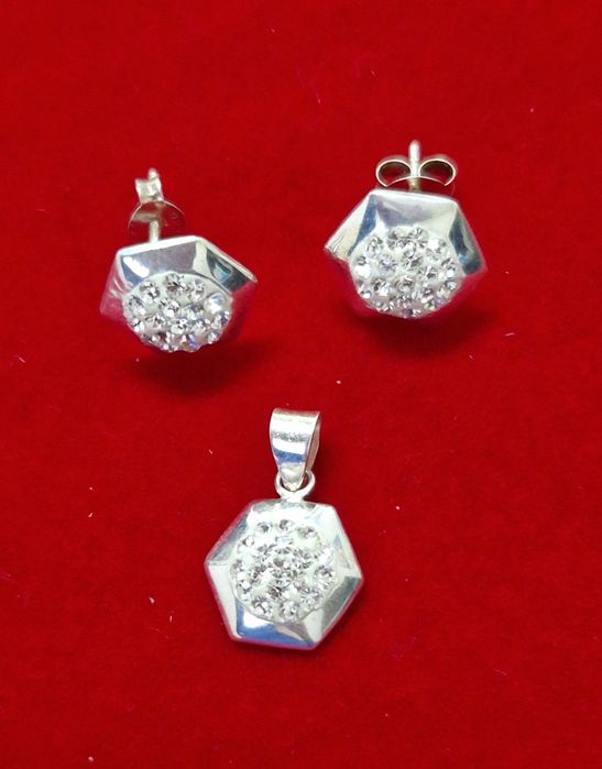 AG188, set argint 925,nou/marcat, zirconii albe