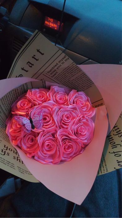 Buchere trandafiri satin,reducere 15% de Valentine’s day