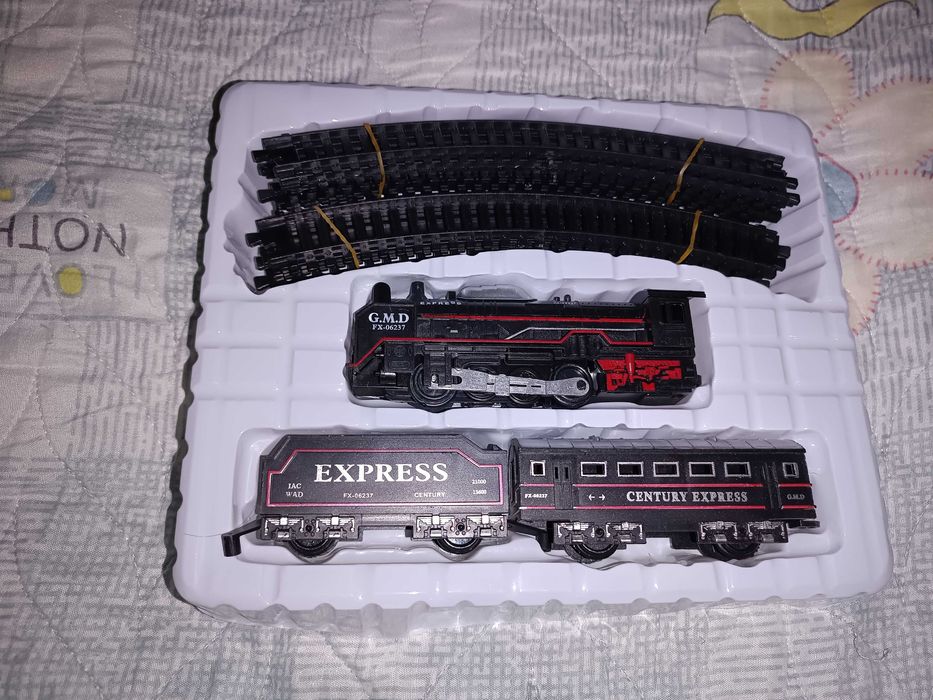 Поезд железная дорога отличный подарок