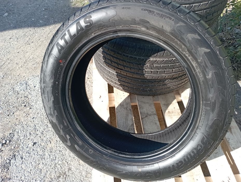 Продам летнюю резину 225/60 R 18