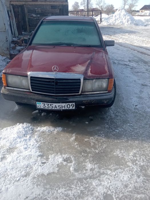 Мерседес 190D не находу