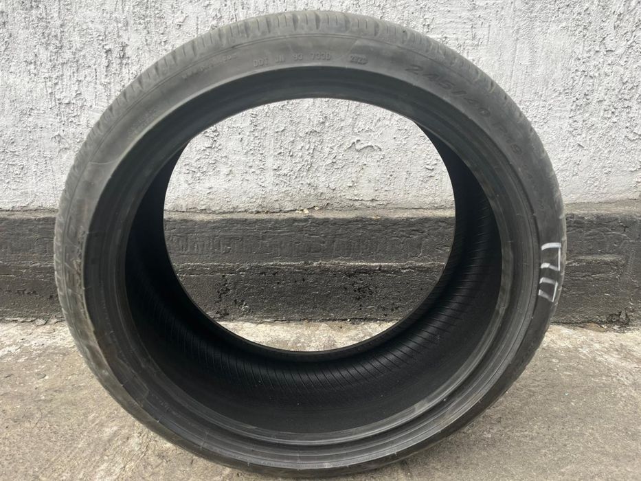 Продаю шины летние проездил 1 сезон