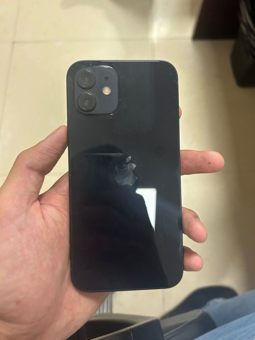 Продам Айфон 12. 64 гг.