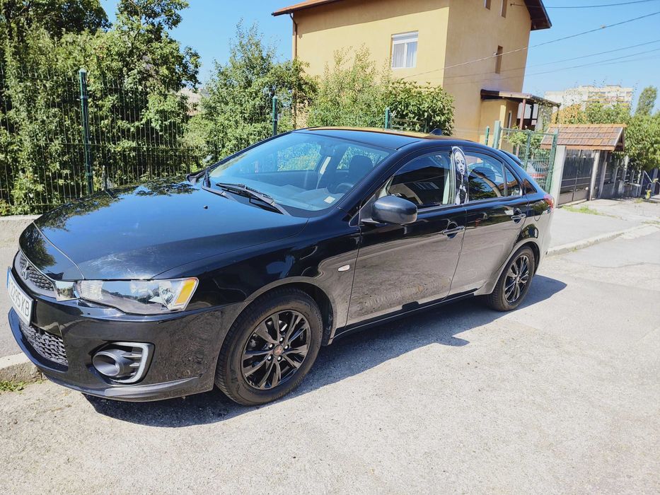Mitsubishi Lancer