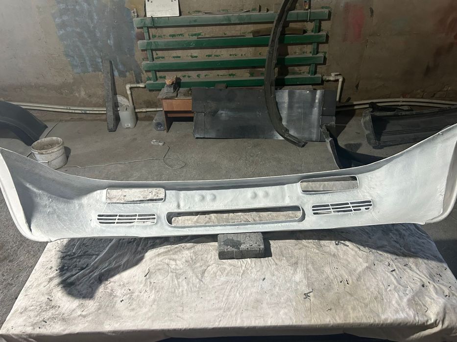 Продам бампер на ауди B4