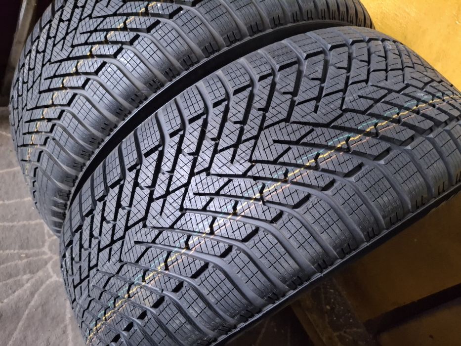 265 50 20 Pirelli DOT 2022 iarna NOI