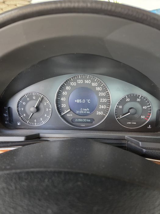 Mercedes E220CDI