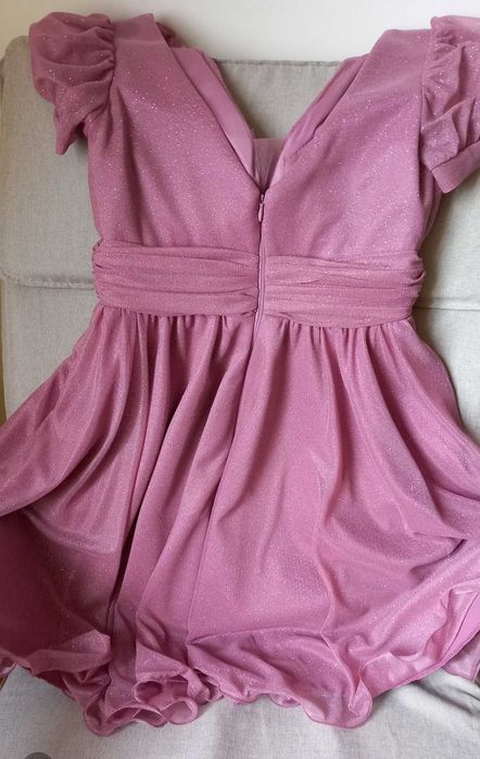 Rochie de ocazie roz din material tul