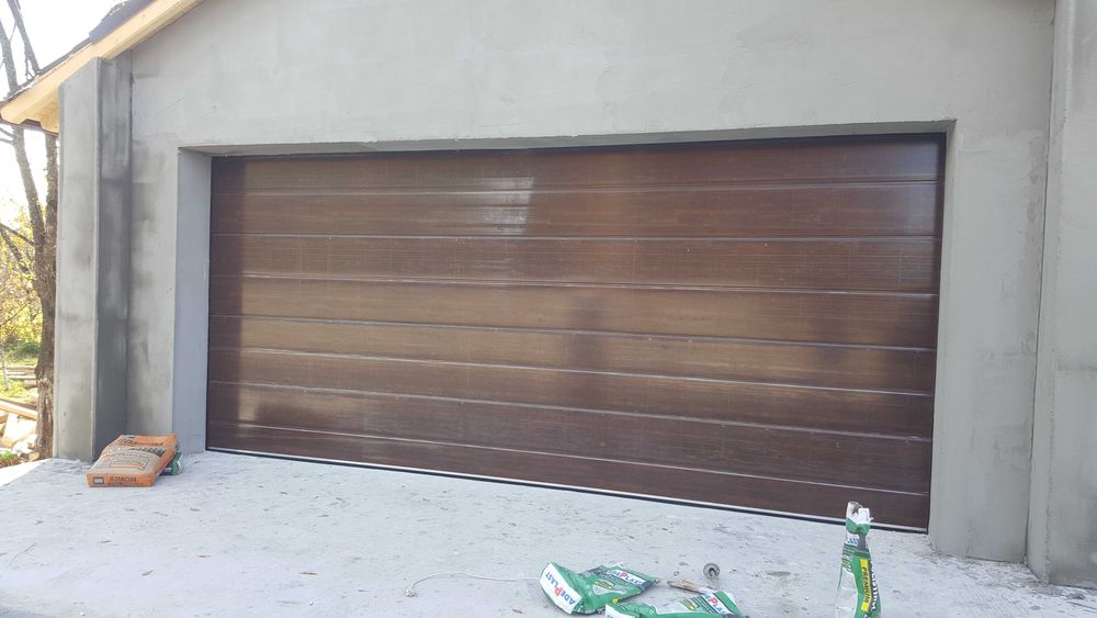 usi de garaj in dragasani si in tot judetul valcea usa garaj automata