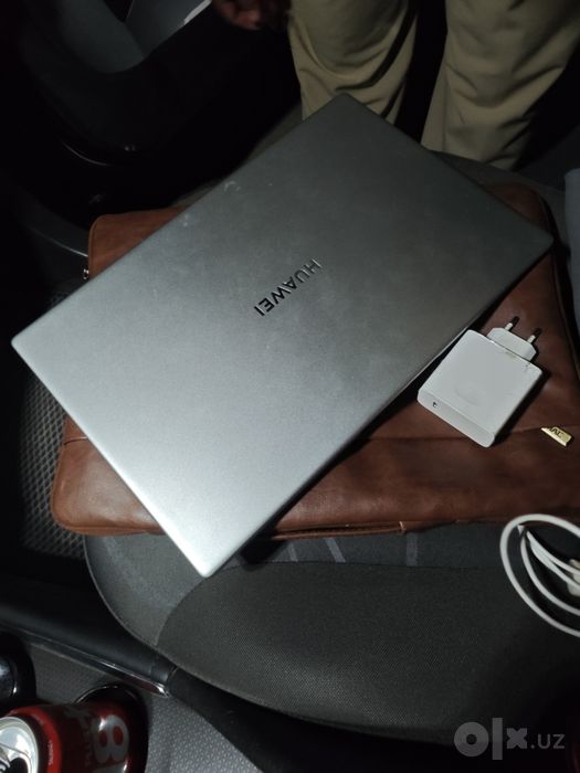 HUAWEI D15 Note book core i3 8gb operativka prodsessor X64 HDR 512gb