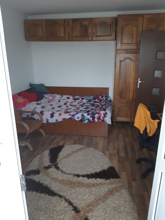 Închiriez garsonieră cf 1 decomandata T Vladimirescu