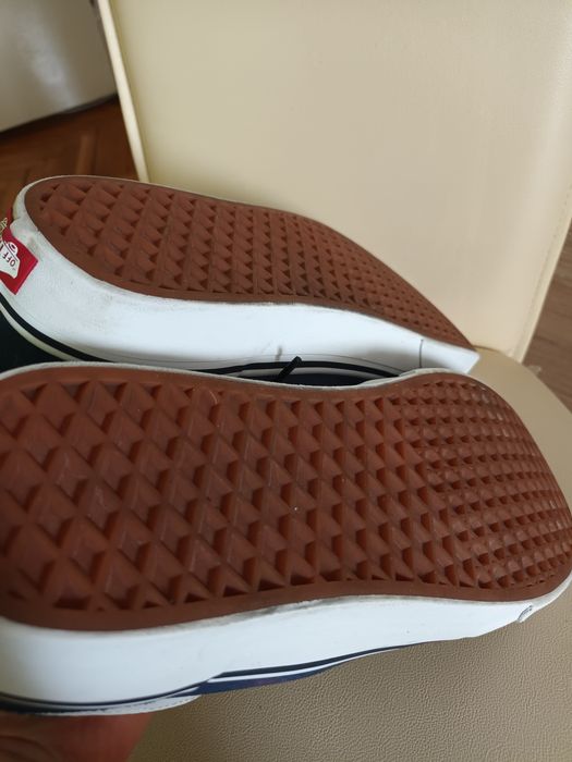Adidași vans nr 45