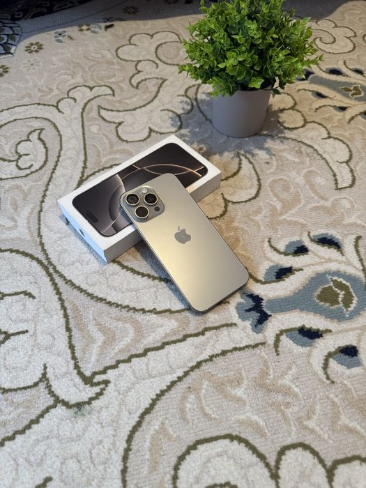 Продам iPhone 16 Pro Max