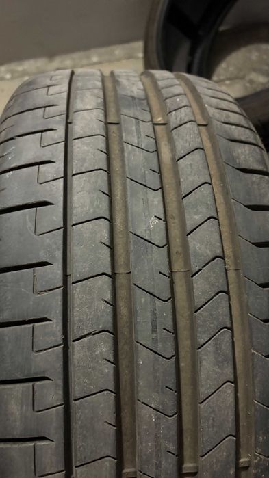 Летни гуми 4бр 235/35 R20 Pirelli P Zero 6.5мм DOT3424 за Tesla