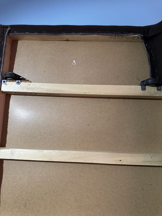 Разтегателен диван