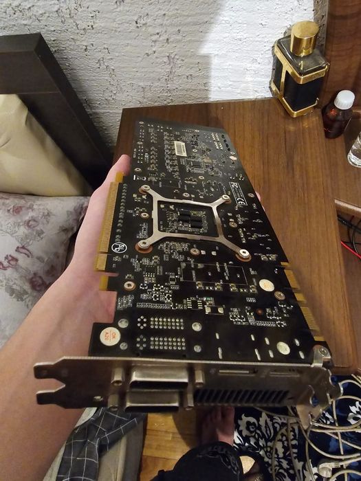Продам Gtx 770 2gb