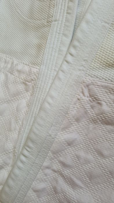 Продам кимоно для единоборств