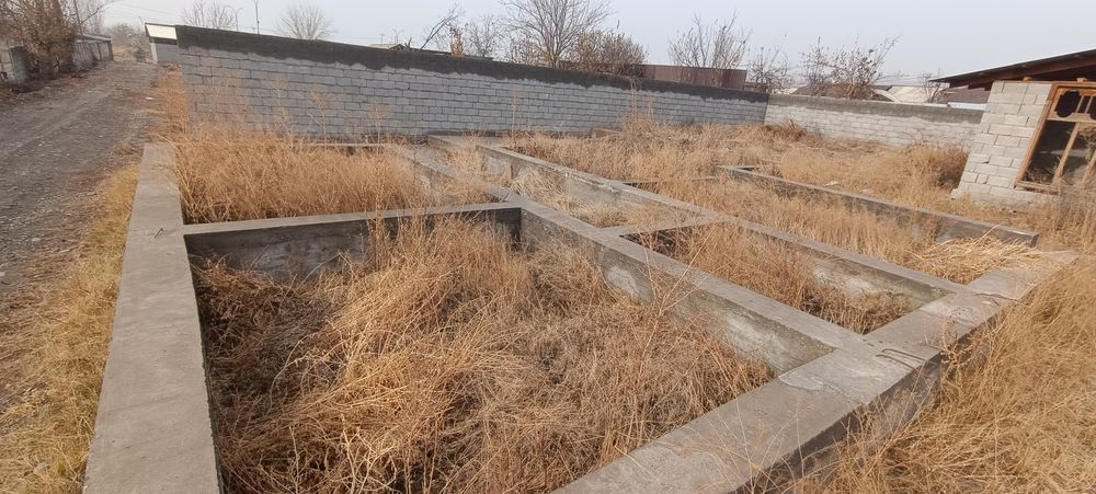 Участка сотилади