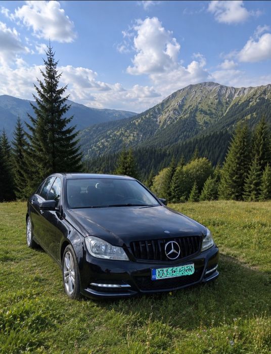 Mercedes C200 W204 Facelift
An Fabricatie 10/2012 
Km reali si verific