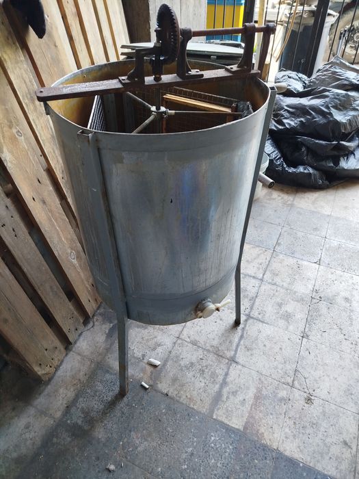 Кошери за пчели  многокорпусни