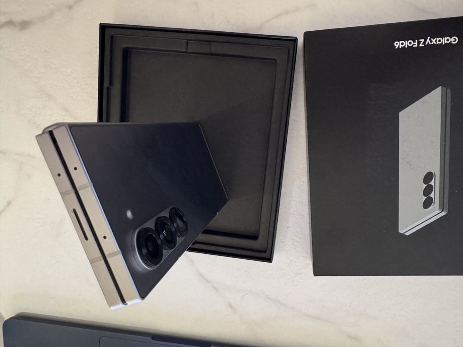 Samsung Fold 6  / 1 TB ecran mare defect