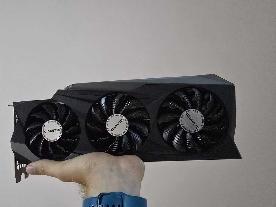 Placa Video Nvidia RTX 3080 Gigabyte