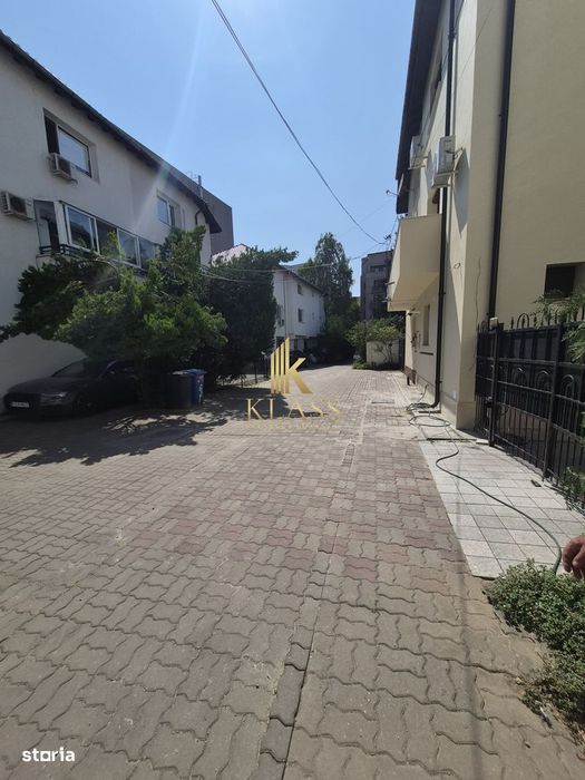 Apartament 4 camere Herastrau, deosebit de spatios si bine compartimen