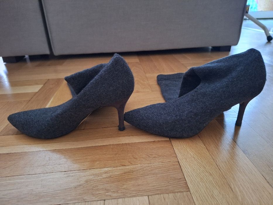 Официални , бежови лачени  обувки  естествена кожа, , Zara  сив  ботуш