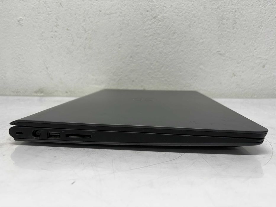 Лаптоп - DELL 3550, Intel core i5 5200U , RAM 4GB DDR3, SSD 256GB / L3