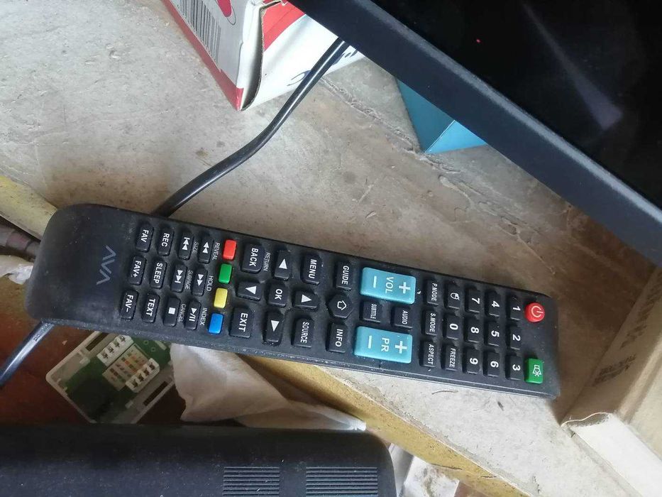 Телевизор ARG LD32D6000 (81см) в отличном состоянии