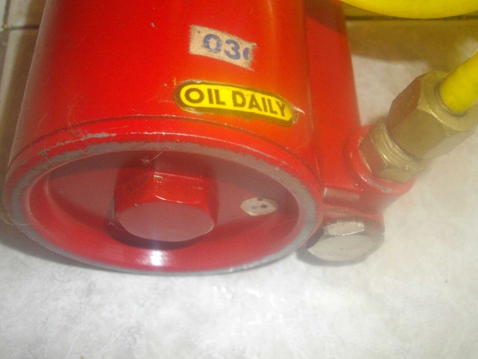 Пневматична Нитачка/ Ръчна Нитачка Профи Грм GESIPA HN2/ Скоба Клапани