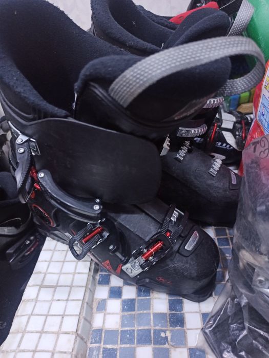 Ботинки горнолыжные 43-44-45 размер